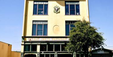 Restaurants, Breweries, Bars, Taverns